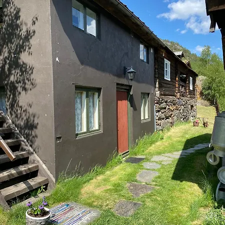 Holiday home Galde Uppigard Boverdalen
